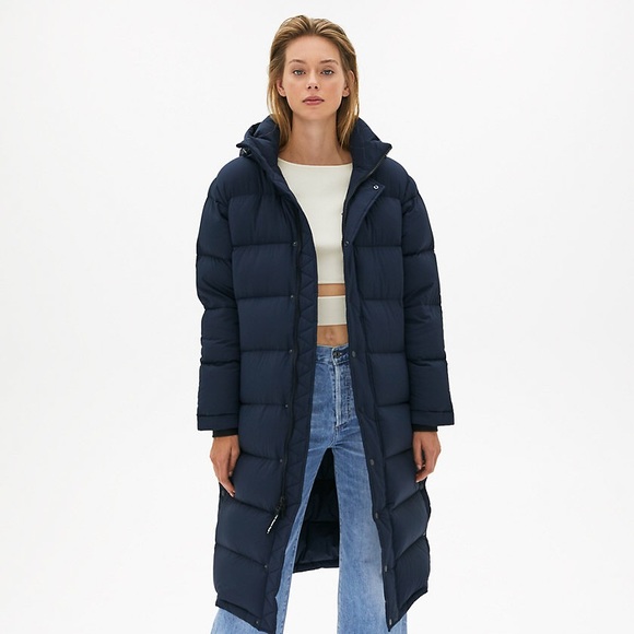 Aritzia Tna Super Puff Long Jacket 